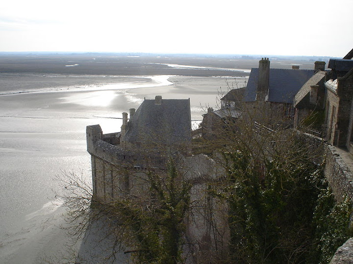 567iotyjfgdc Mont Saint Michel