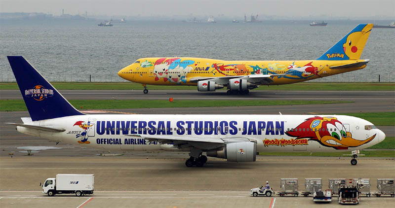 Colourful Airplanes - Want to Travel ????