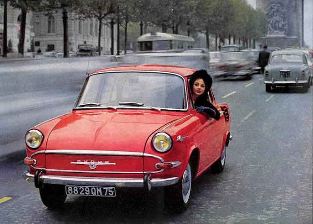 c4 Girls & Cars in European Vintage Ads