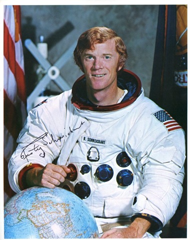 [apollo9schweikartblack[2].jpg]