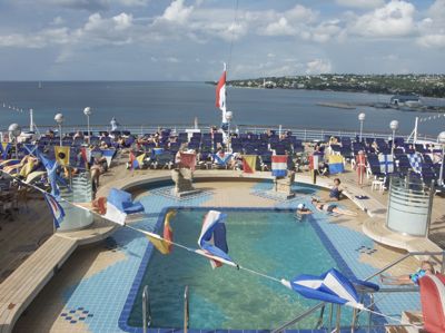 cruise-ship-pool.jpg