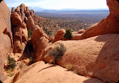 THESE ROCK FORMATIONS NEAR THE DEVIL'S GARDEN ARE CALLED...FANS