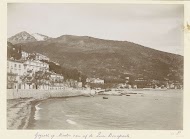 Gezicht op Menton vanaf de kust