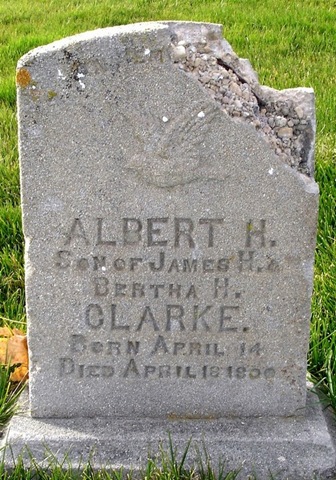 [Clarke Albert headstone[4].jpg]