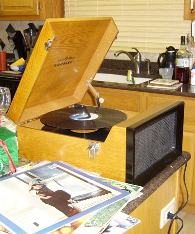 [record player cropped[4].jpg]