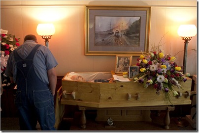 Photo by Russell Kaye for The New York Times. Keith Gragg at a funeral home in Clayton, Ga., on Thursday for services for Sammy Green. Mr. Green lived with the Gragg family. 