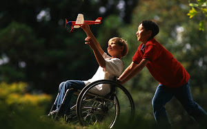 People_Children_Plane___Children_012785_