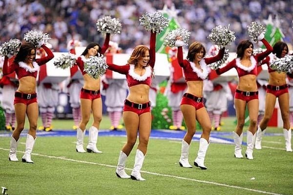 [sexy_christmas_cheerleaders_022.jpg]