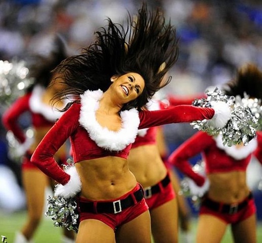 [sexy_christmas_cheerleaders_072.jpg]