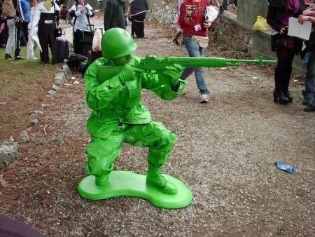[green-army-man[2].jpg]