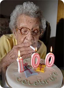 funny-birthday-grandmother-cigarett
