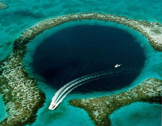 [great-blue-hole-3[3].jpg]