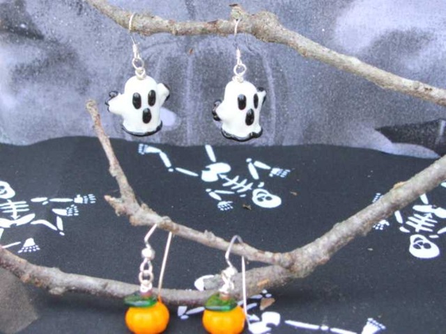 [halloween ghost and pumpkin earrings 2[3].jpg]