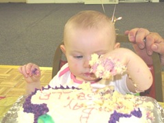 1st birthday Bella cake facegetting started13