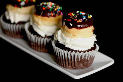 close-up photo of donut cupcakes