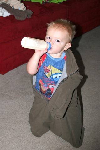 [2010-10-07 Nate wearing Daddy's jacket (2)[3].jpg]