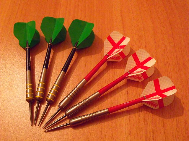 Nodor NR-1206 and RedDragonDarts Hell Fire F