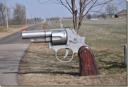 gun mailbox