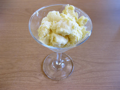 photo of mango ice cream