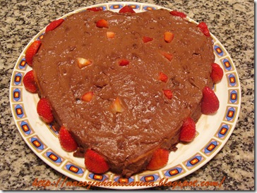 bolo-de-chocolate-recheado-diet-01 bolo-de-chocolate-recheado-diet-01
