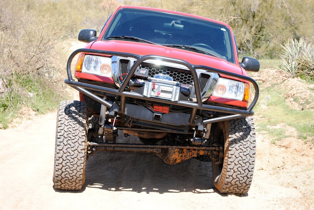 truck leaning on right side World