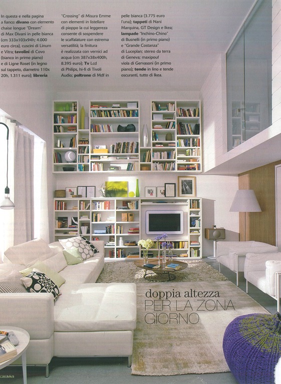 [Casa de Valentina - via CasaViva - estante na sala[4].jpg]