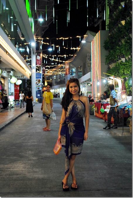 Phuket shopping2