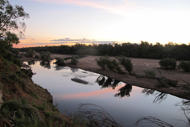 2010.07.29 at 17h33m06s Fitzroy Crossing