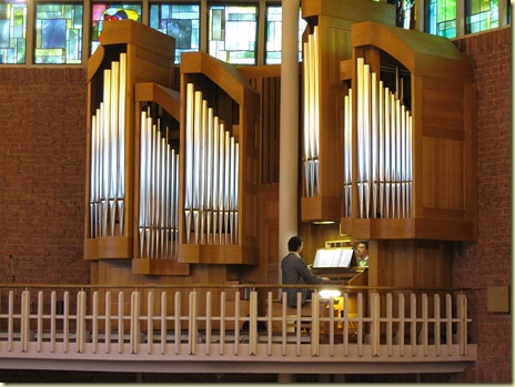 2008_06_29_Freiburg_organ_in_Mutterhaus_church_JO-IMG_1077
