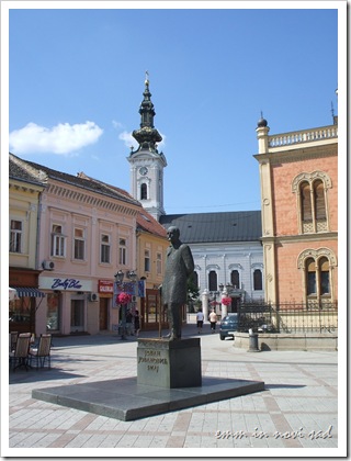 Statue of  Jovan Jovanović Zmaj and Saborna Crkva, Novi Sad