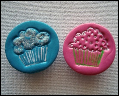 2-Cupcake Magnets