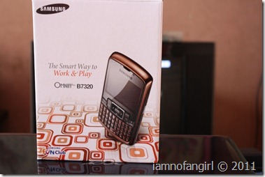 His new phone, a Samsung Omnia B7320