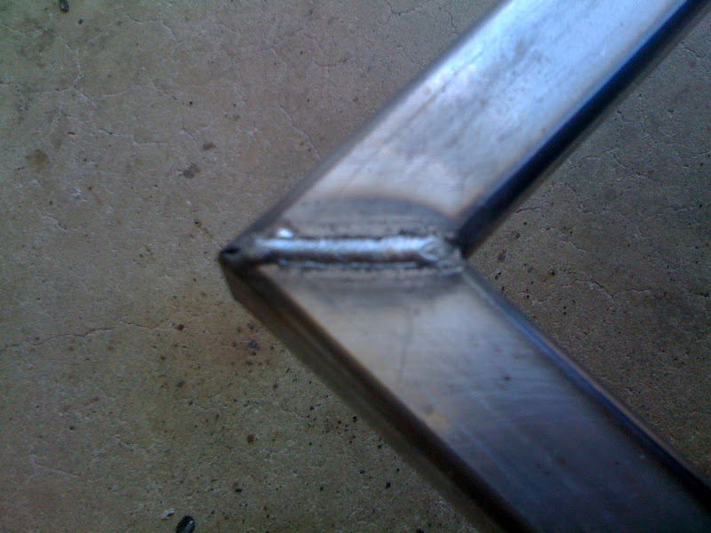 Corner weld online