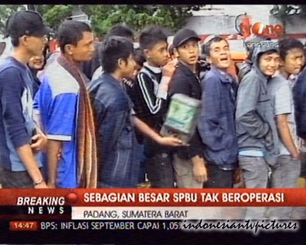 [WestSumatraEarthQuake33.jpg]