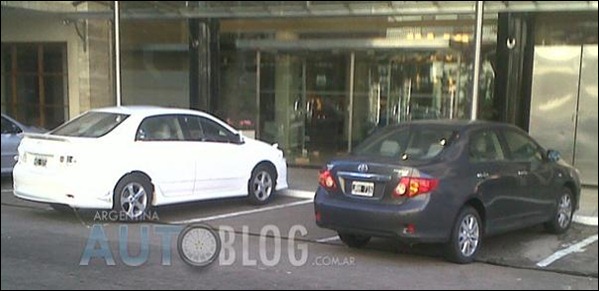 Versão esportiva do Corolla reestilizado é flagrada na Argentina
