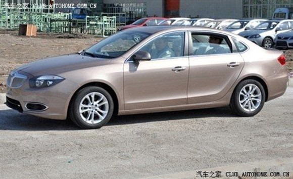 [brilliance-a4-sedan1[5].jpg]
