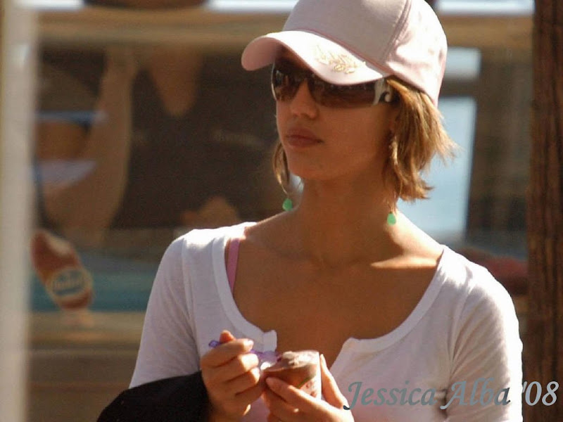 High Quality Jessica Alba Wallpapers