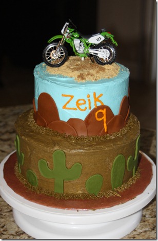 Zeik's 9th birthday cake 003