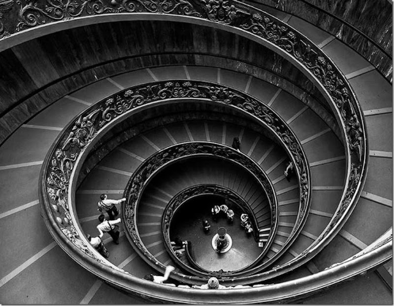 Spiral Staircase at the Vatican Museum by Gotinha