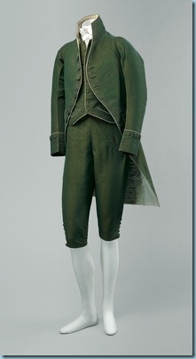 V&A Men's Dress