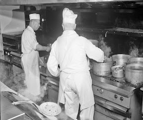 Professional Kitchen Restaurant kitchen