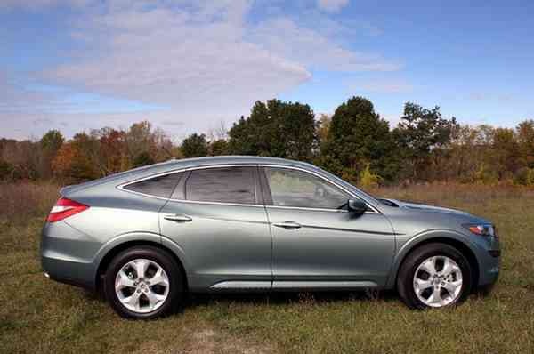 [124799,xcitefun-honda-accord-crosstour-2010-03[1][2].jpg]