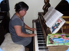 Japanese house guest, Mayu Murakami played a lovely Japanese ballad for us called "Love, Love, Love". Thank you Mayu for sharing your lovely music with the Club over the last few months.