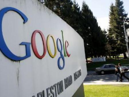 Google tiesā zaudē priesterim