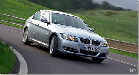BMW-2009-3-Series-05