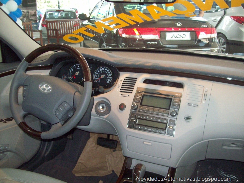 [Hyundai Azera 2011 (3)[8].jpg]