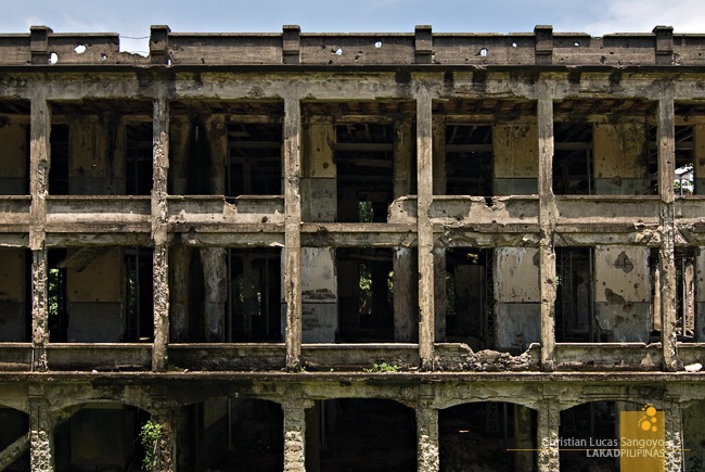 What's Left of Corregidor's Barracks After the Japanese Bombings