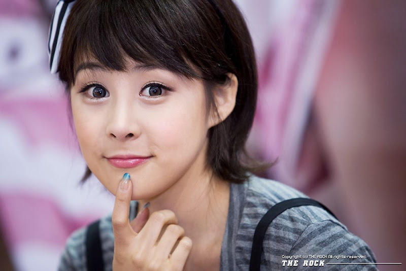 Kim Ji Hyun - Photo Set