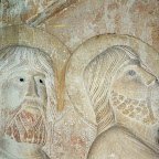 28a Bajo relieve galeria del claustro.jpg