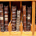 Biblioteca facsimiles.jpg
